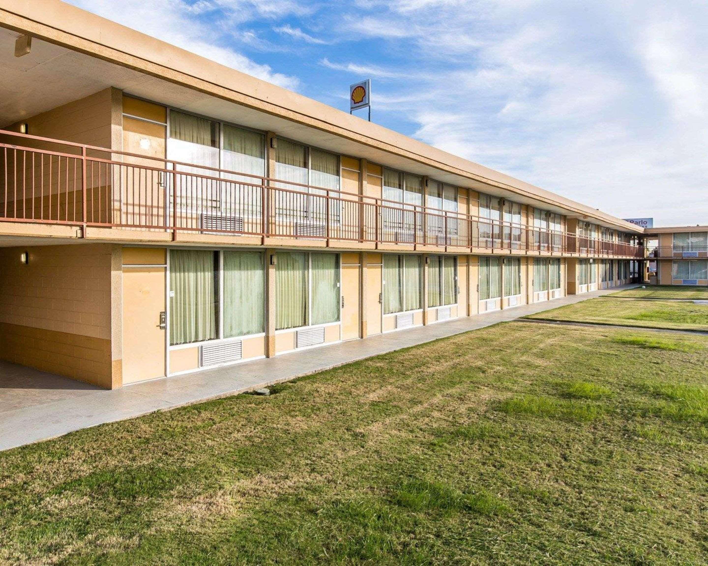 Econo Lodge Calhoun Εξωτερικό φωτογραφία