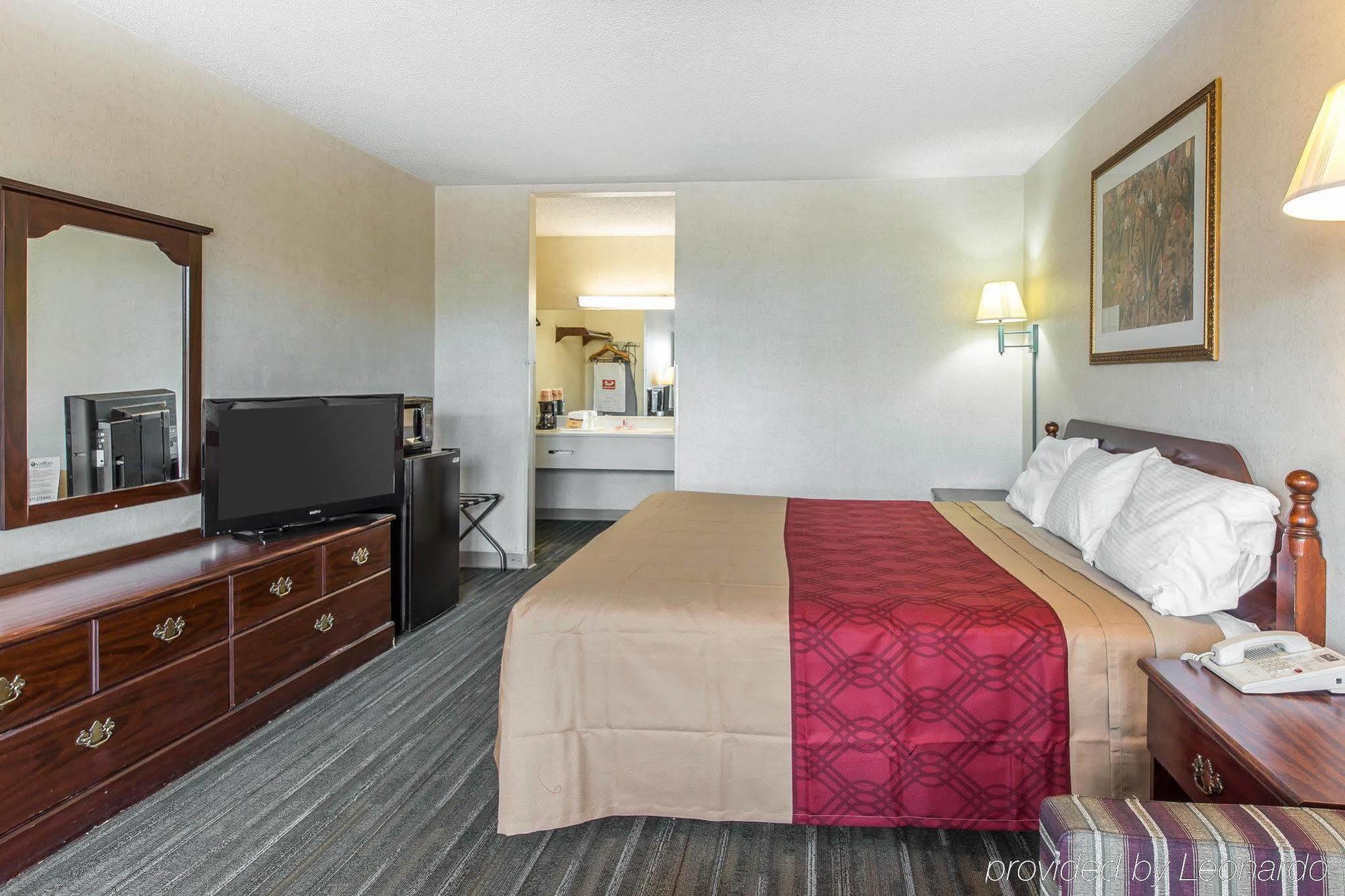 Econo Lodge Calhoun Εξωτερικό φωτογραφία