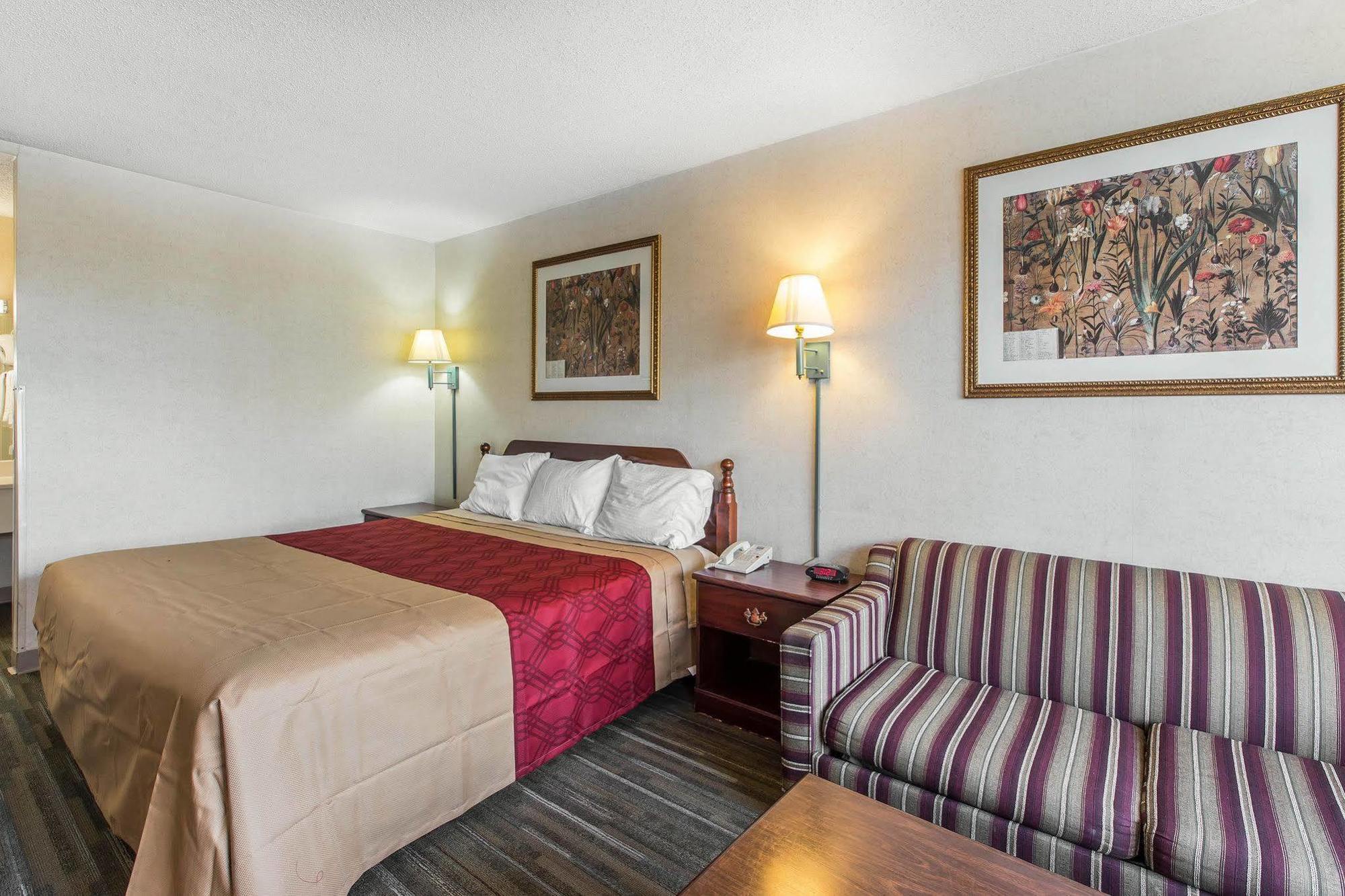 Econo Lodge Calhoun Εξωτερικό φωτογραφία